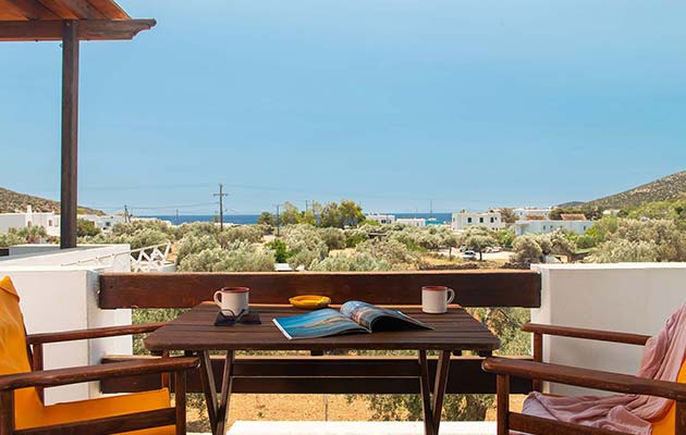 Βεράντα με θέα στη θάλασσα