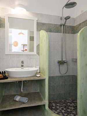 The bathroom of the studio 2