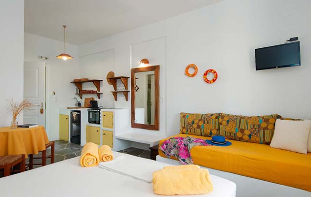 The interior of the studio 2