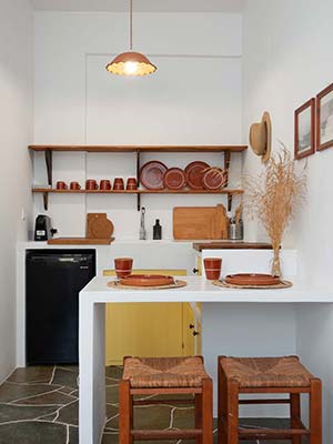 The kitchen of the studio 4